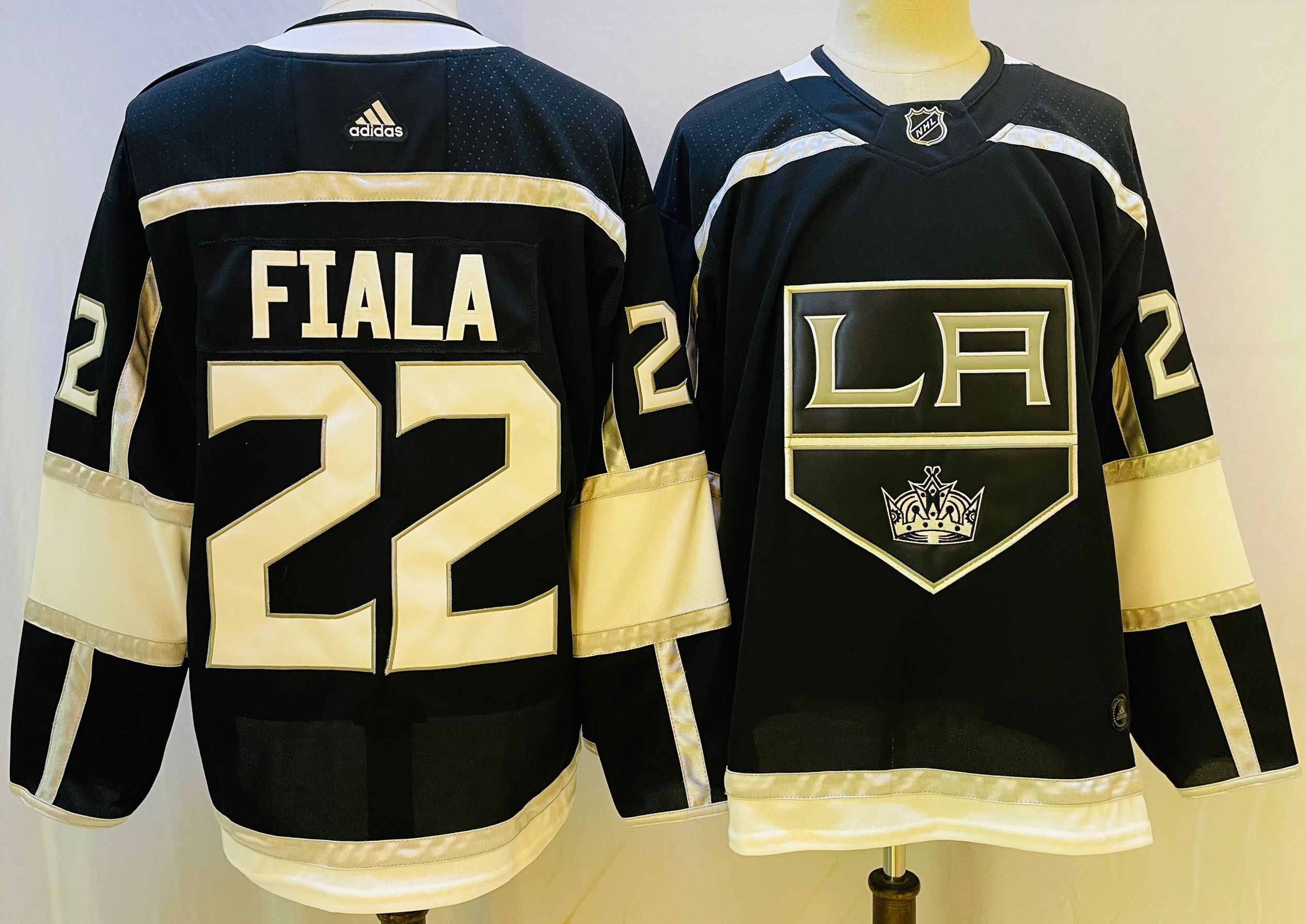Men Los Angeles Kings #22 Fiala Black Throwback 2022 Adidas NHL Jersey->dallas stars->NHL Jersey
